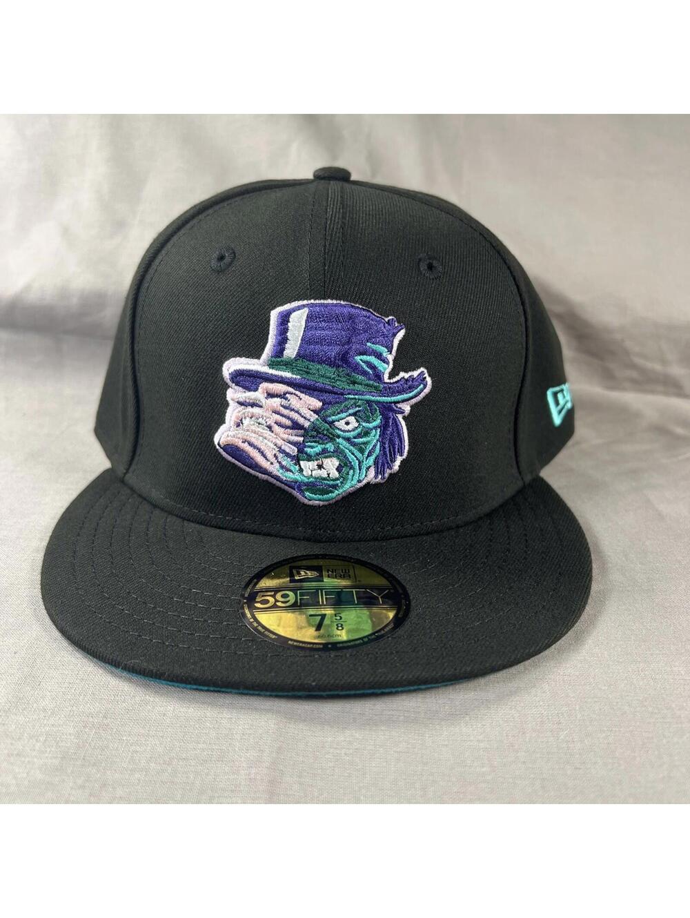 The Clink Room "Nowhere to Hyde" 7 5/8 (sold Out ) new era